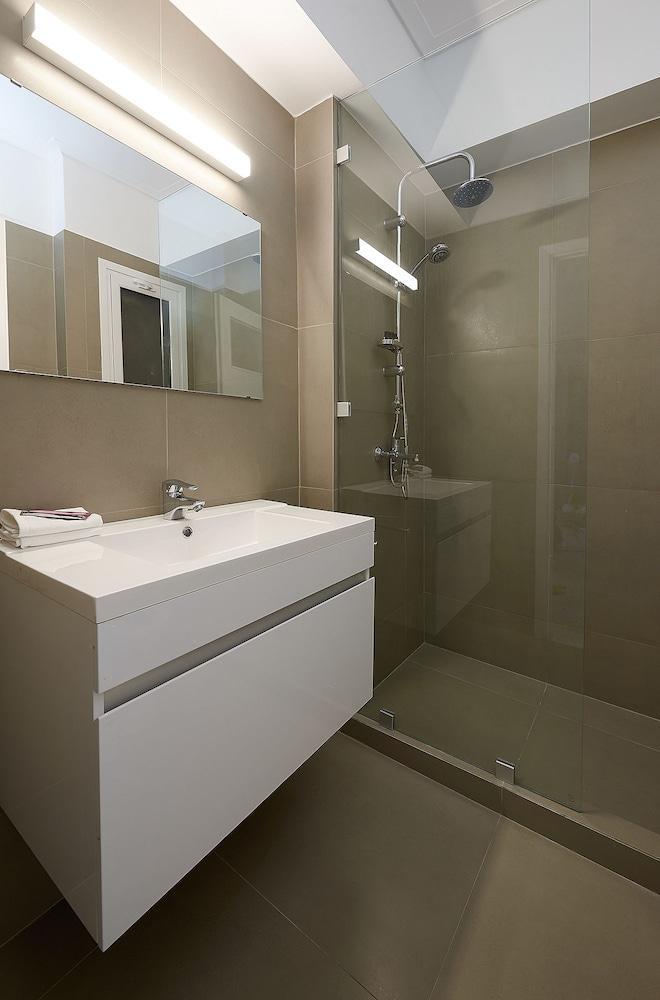 Parthenon Daire Atina